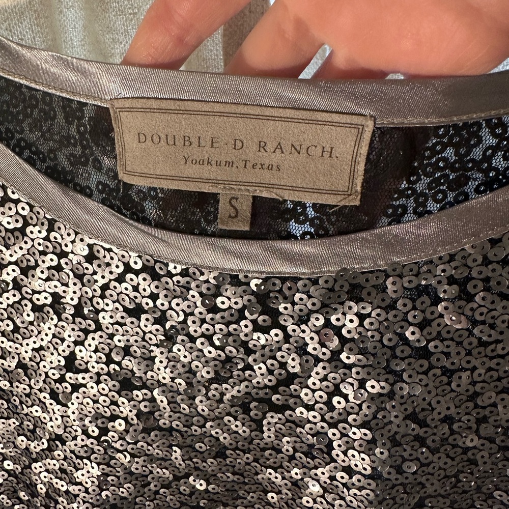 Double D Top - image 2